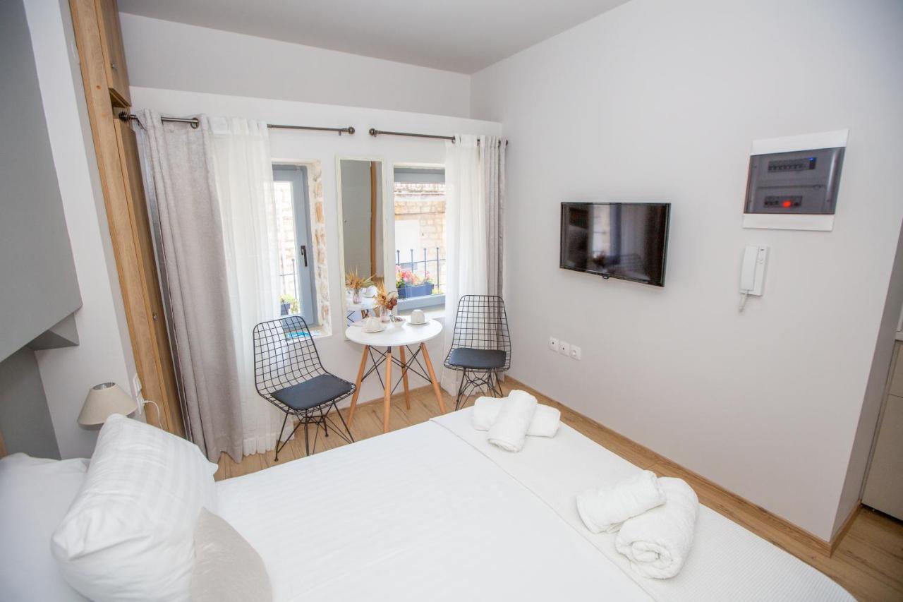 Οniro Comfort Living อิโออันนินา ภายนอก รูปภาพ